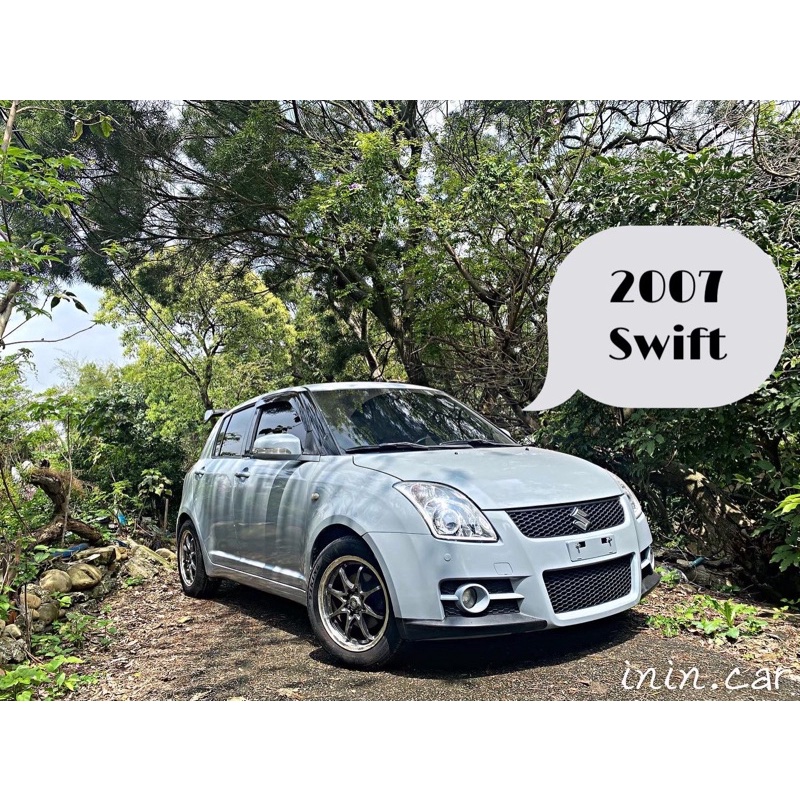 臉書：硬硬的車庫😳07年suzuki swift 小鋼炮 客製化改色 💯特殊色 改裝 小車 代步車