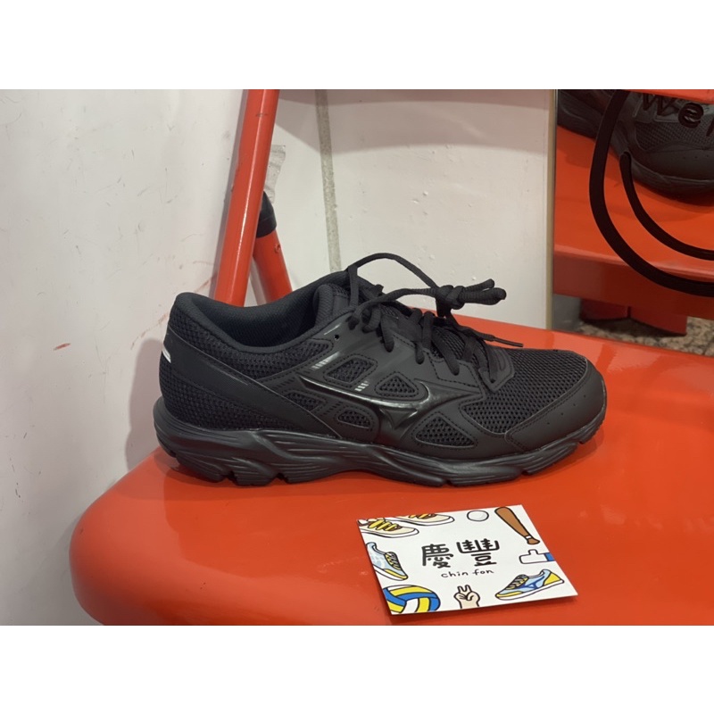 大罐體育👟 MIZUNO 美津濃 MAXIMIZER 23 男慢跑鞋 寬楦 K1GA210209 全黑 基本款