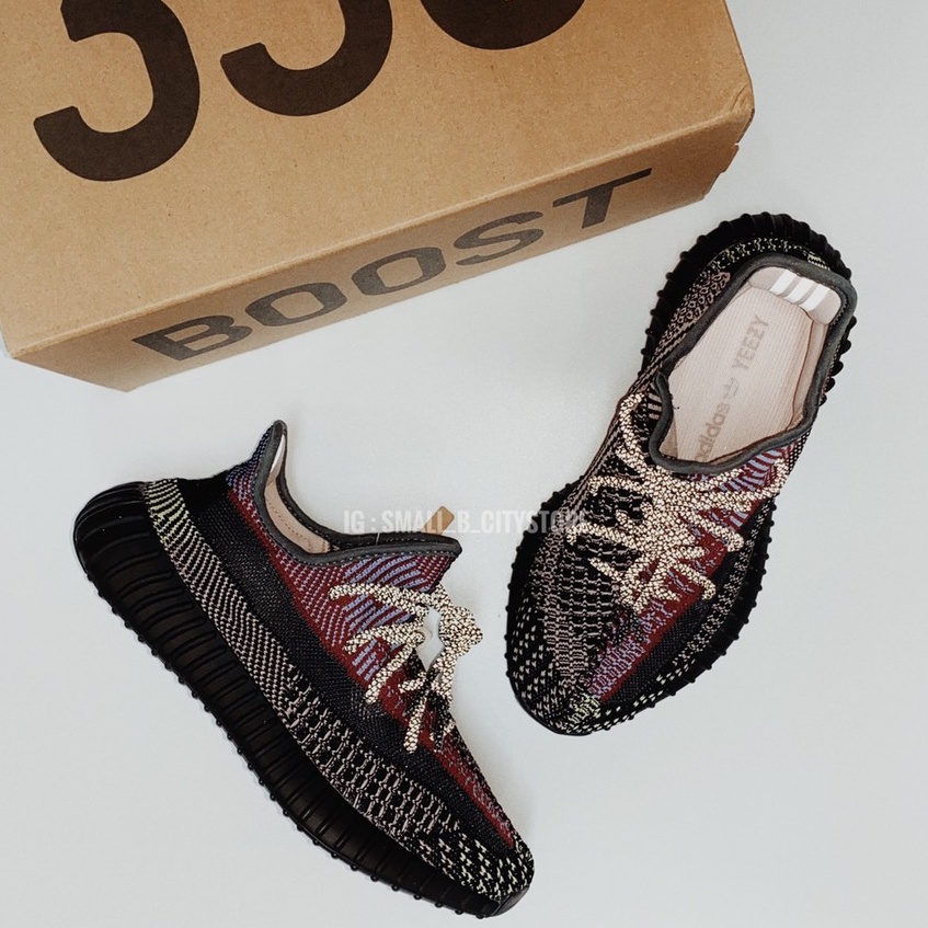 ☆小B之都☆ Yeezy Boost 350 V2 " Yecheil " FW5190 黑紅 彩虹 鞋帶反光