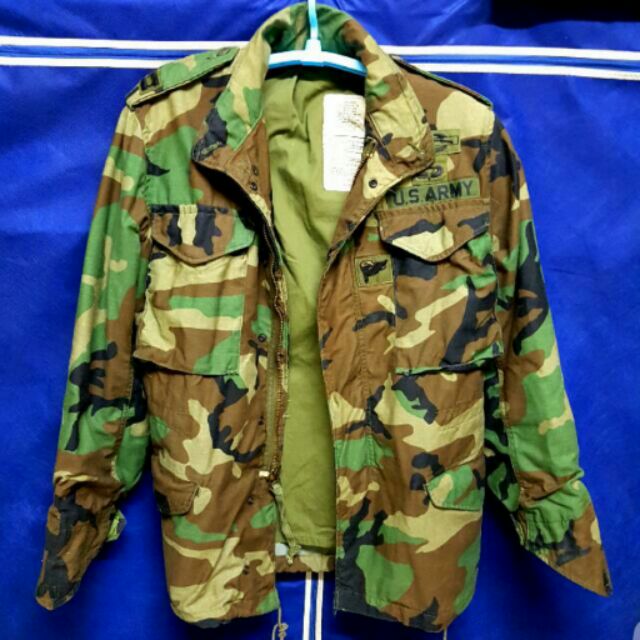 U.S.  ARMY 美國陸軍軍用迷彩外套。
生存遊戲玩家最愛。