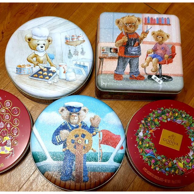 早期香港珍妮曲奇餅乾空鐵盒 收納盒（理髮小熊，水手船長小熊，烘培小熊）