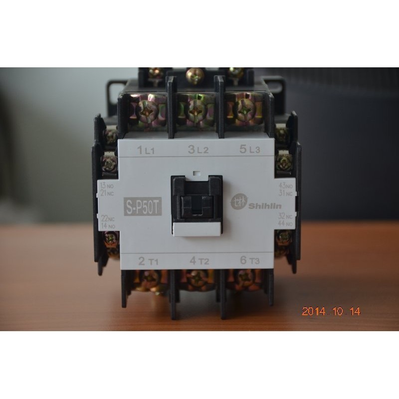 士林 S-P50T 電磁開關、電磁接觸器  220V、110V、380V