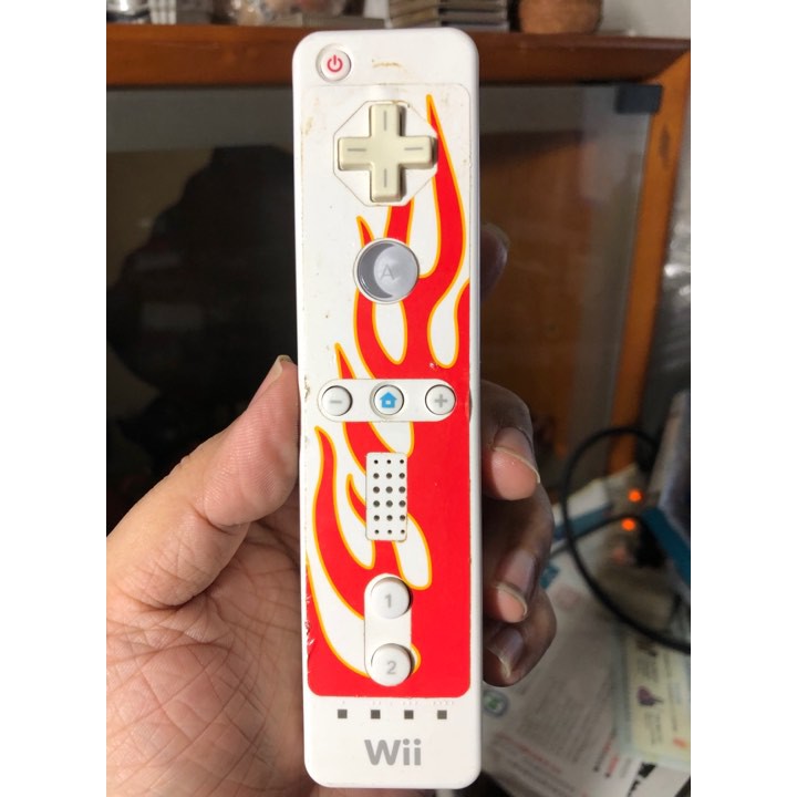 遊戲歐汀: 正版 任天堂Wii 白色搖桿 火焰  限定