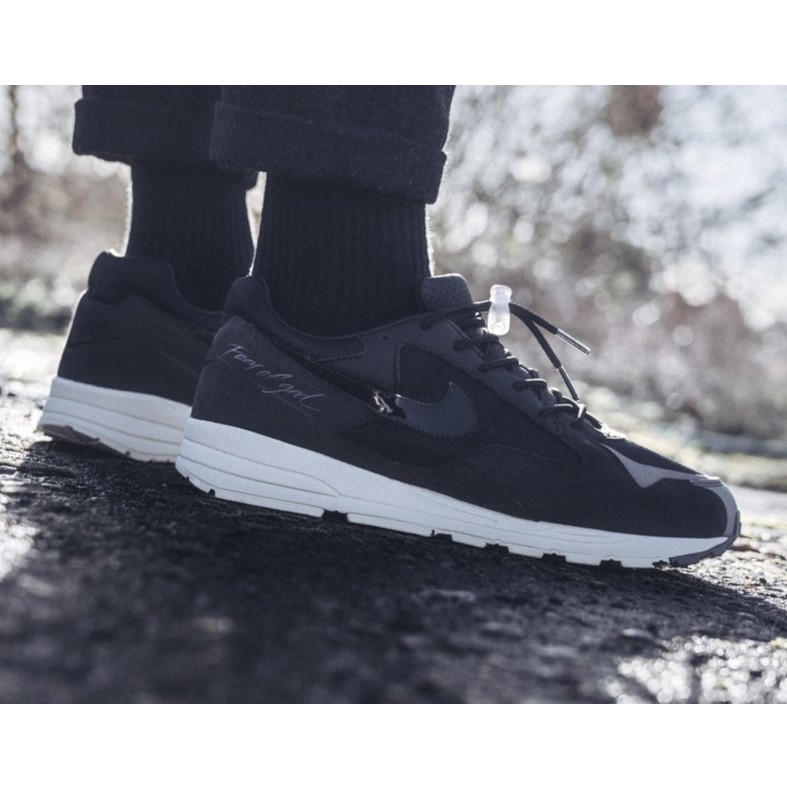 nike air fear of god skylon 2