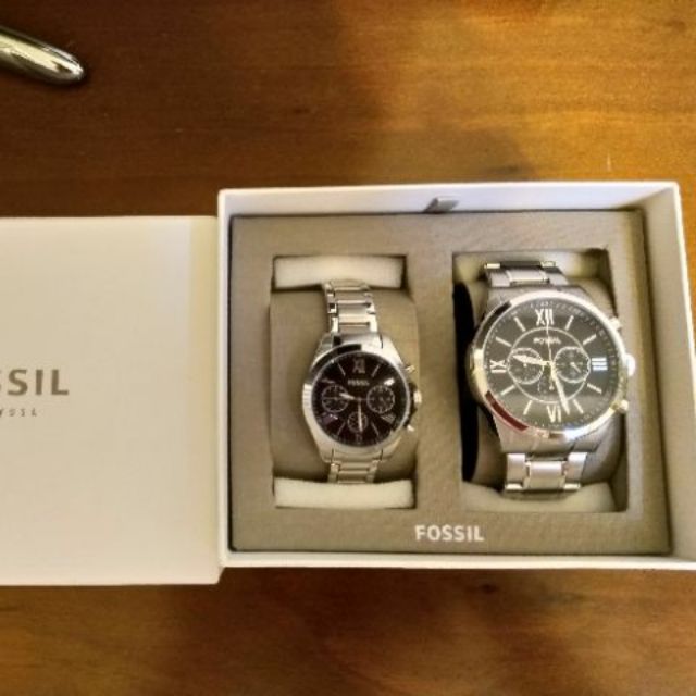 FOSSIL 100%正品，全新男女對錶2支一組