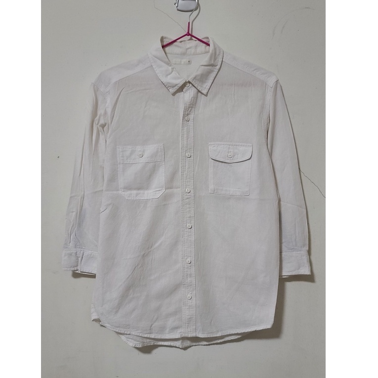 GU 白色 亞麻 輕薄 透氣 修身 休閒 七分 長袖 襯衫 柬埔寨製