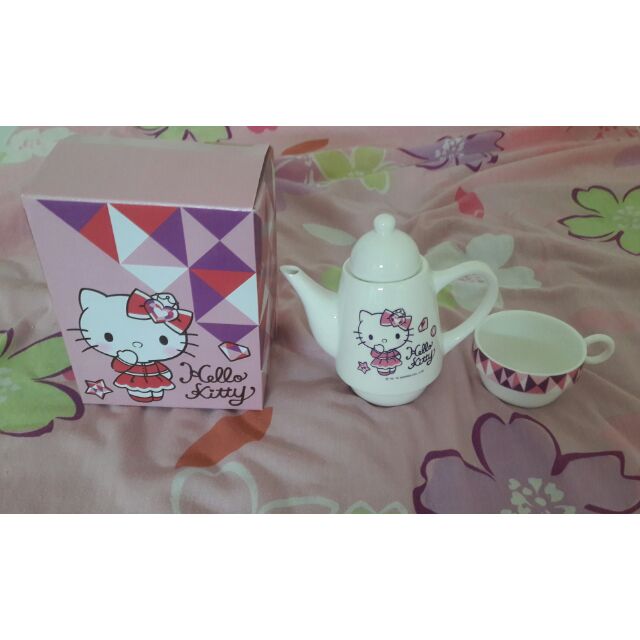 Hello Kitty 茶具組