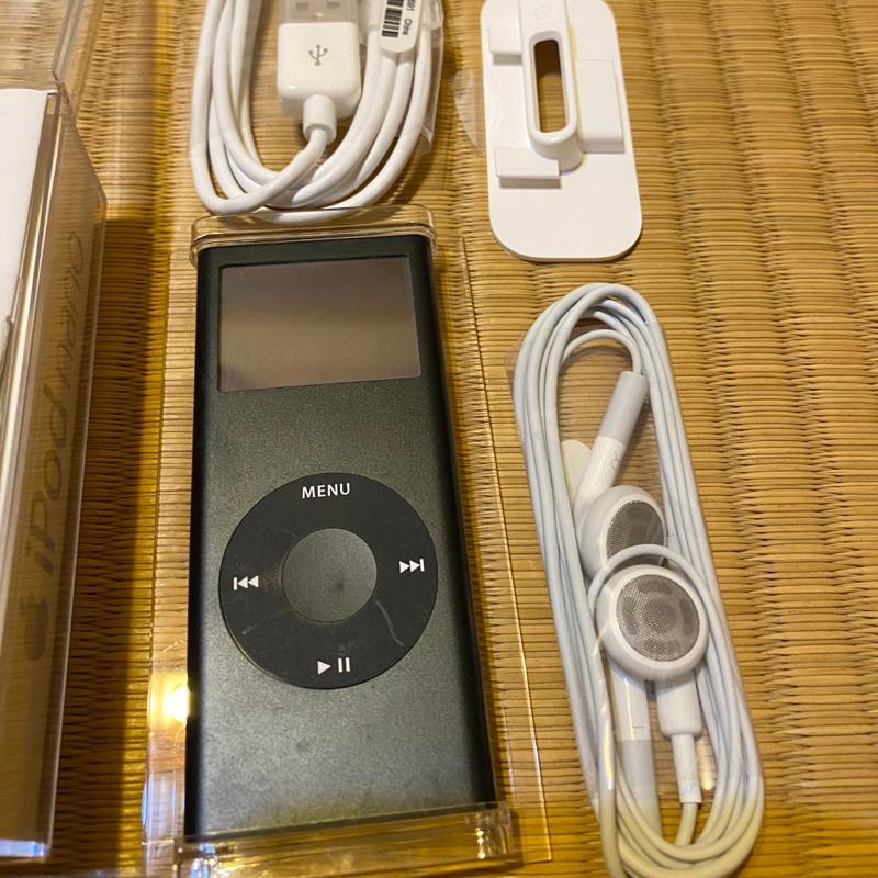 Ipod Nano 第2代2gb含所有配件及外殼包裝 蝦皮購物