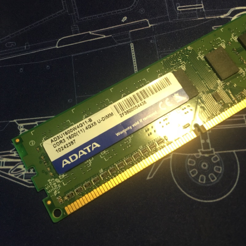 威剛DDR3-1600 4G