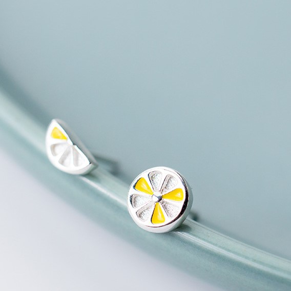 【天使之心】 🎁當天出貨 時尚可愛檸檬耳環 可愛氣質檸檬耳環 925純銀 耳環 防過敏 禮物 E6476