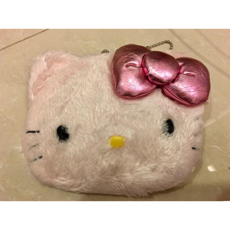 Sanrio Hello Kitty冬季限定Kitty臉型化妝包加吊鍊