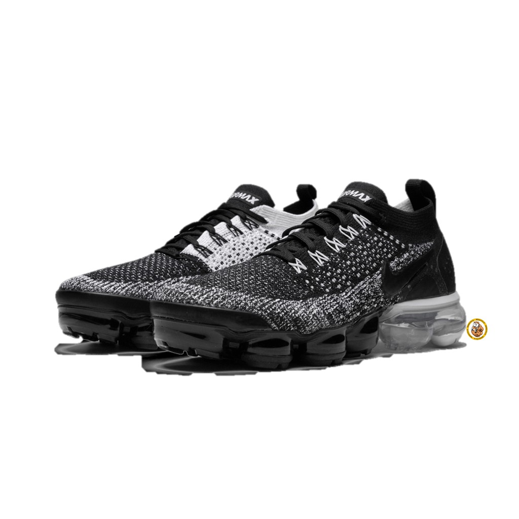 vapormax flyknit 2 oreo