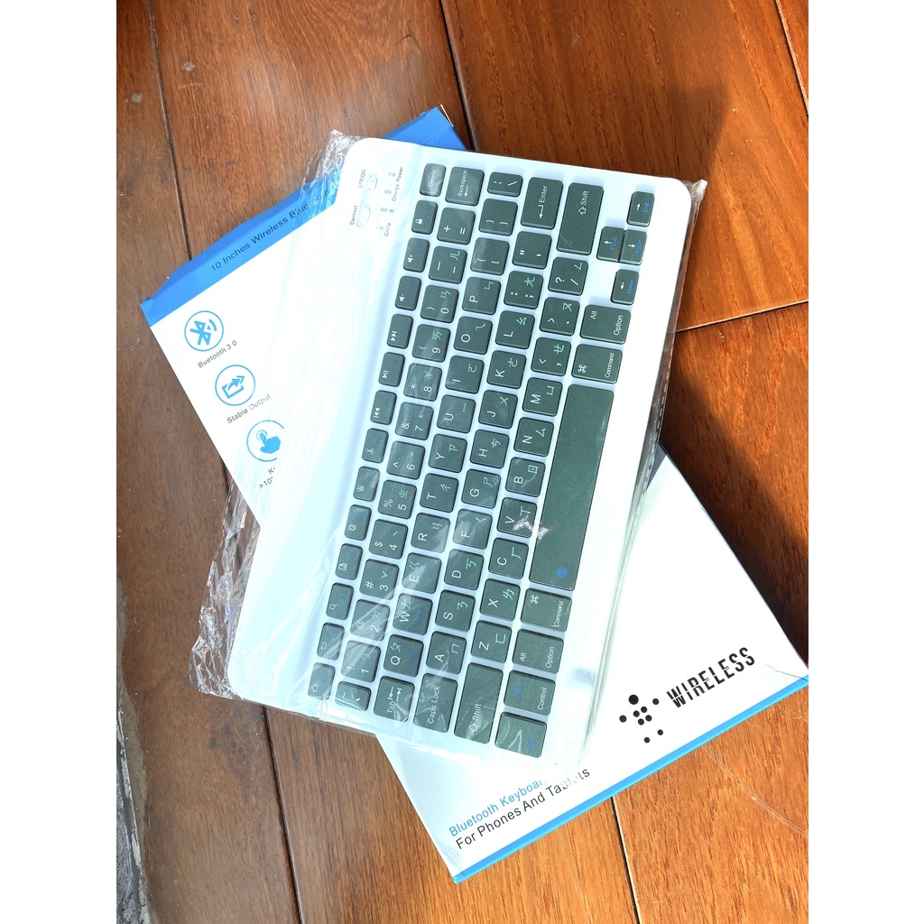 [現貨全新]馬卡龍藍芽無線鍵盤（適用平板、手機、電腦，並支援iOS &amp; Android)(藍綠色)