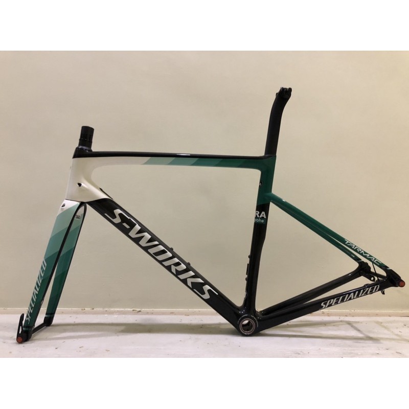 s works tarmac bora