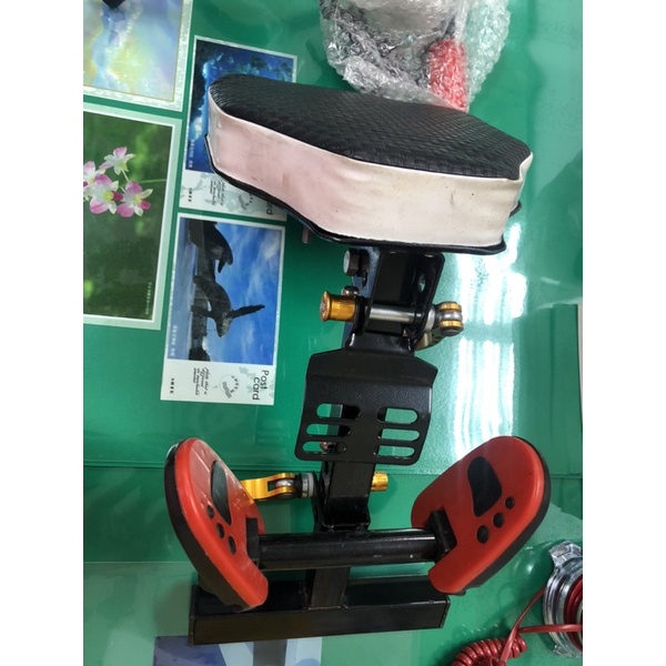 兒童機車座椅 含扶手 腳踏板