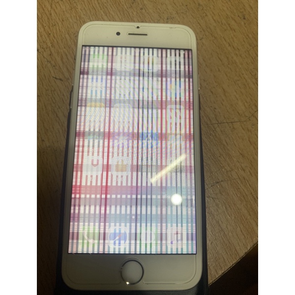 iPhone 6螢幕壞掉裡面沒測試功能是否正常零件機出售