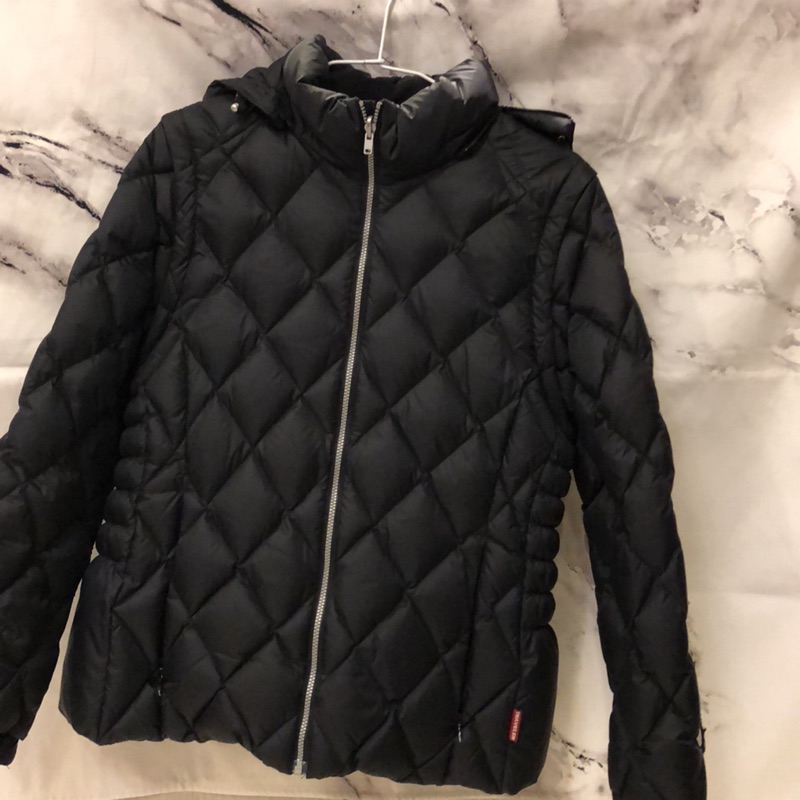 二手外套：Traveler羽絨外套