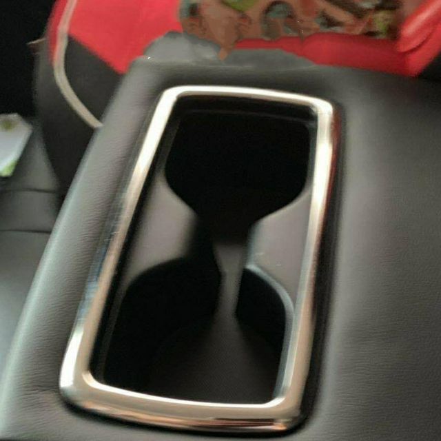 Toyota 豐田 RAV4 5代黑鈦絲後座置杯架飾板