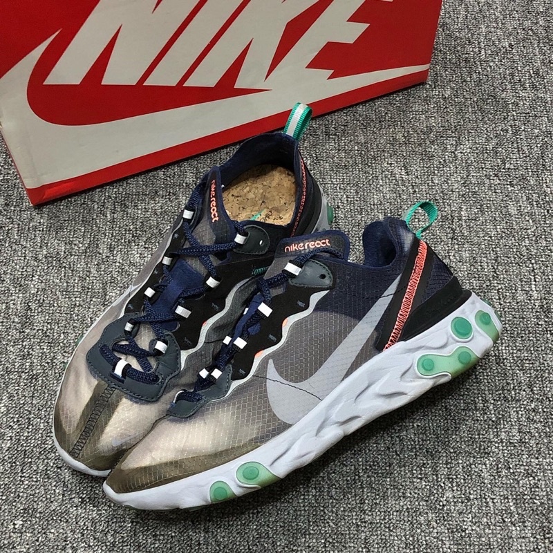 NIKE REACT ELEMENT 87 AQ1090-005 尺寸：US 6.5 (24.5cm)