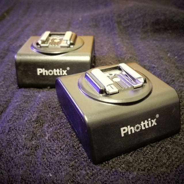 Phottix Aster PT-V4
無線閃燈觸發器，二手便宜賣