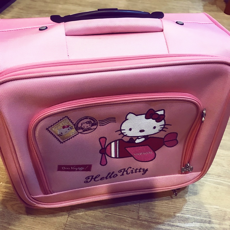屈臣氏Kitty行李箱