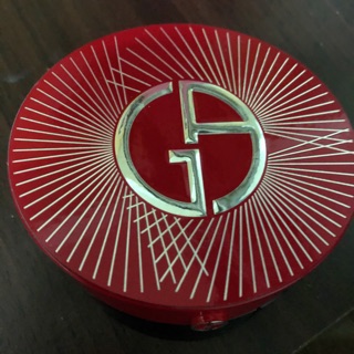 Giorgio Armani訂製絲光精華氣墊粉餅