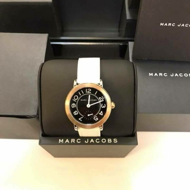 MARC JACOBS  白色皮錶帶手錶（專屬賣場）