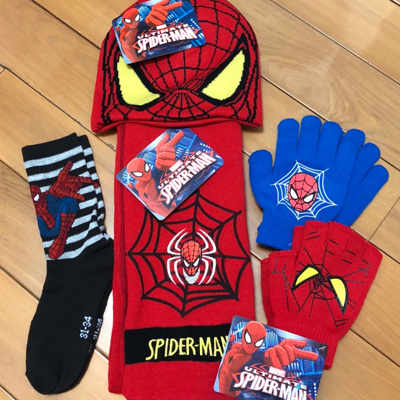 蜘蛛人男童帥氣英雄蜘蛛人Spider-Man 加絨圍巾雙層手套襪子毛帽組