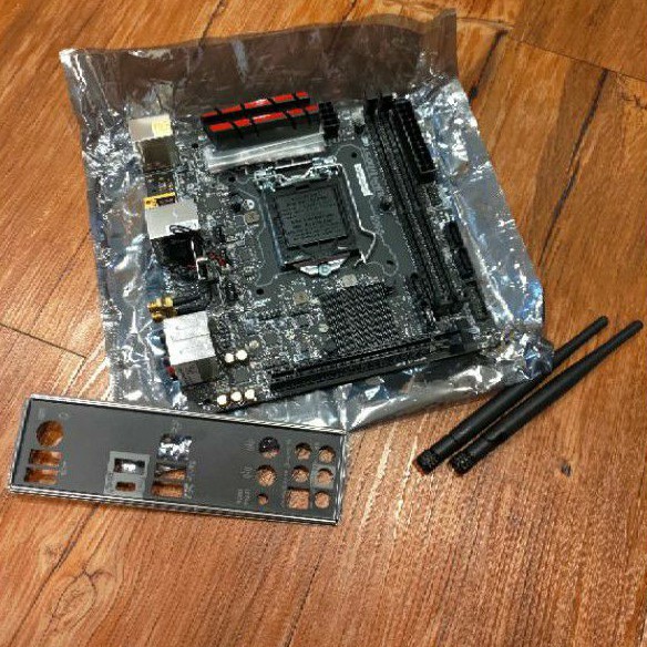 [二手] MSI Z270i itx 主機板 無顯示端