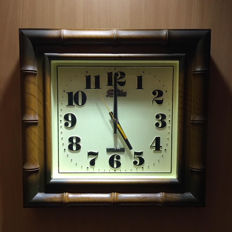 早期時鐘 竹框時鐘 老時鐘 時鐘 裝置藝術 空間佈置 背景道具