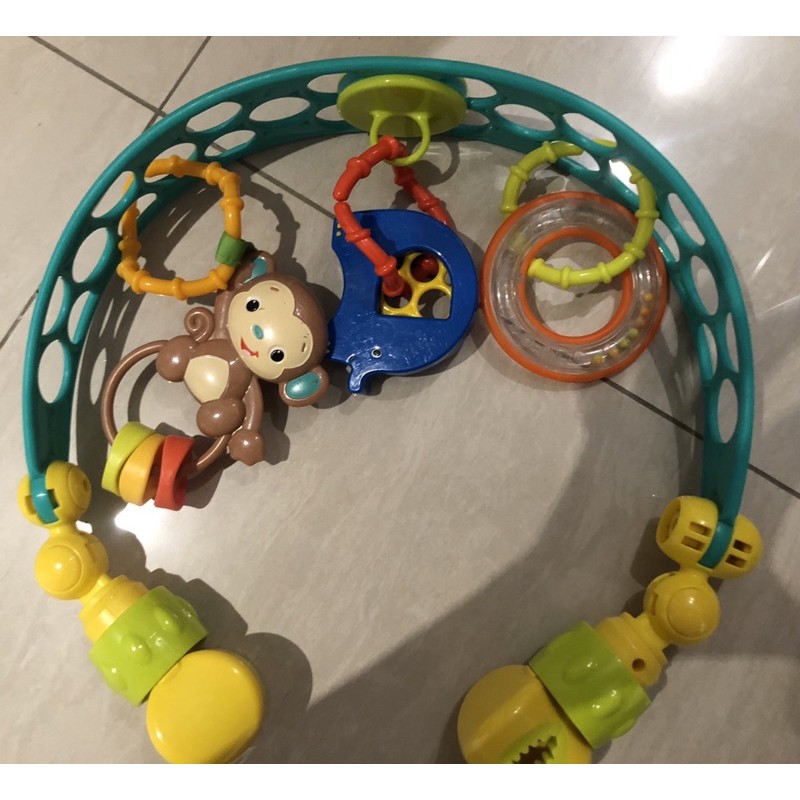 （二手）Kids II Oball 洞動歡樂動物嬰兒車/床夾玩具組 手推車.汽座.床邊吊掛玩具