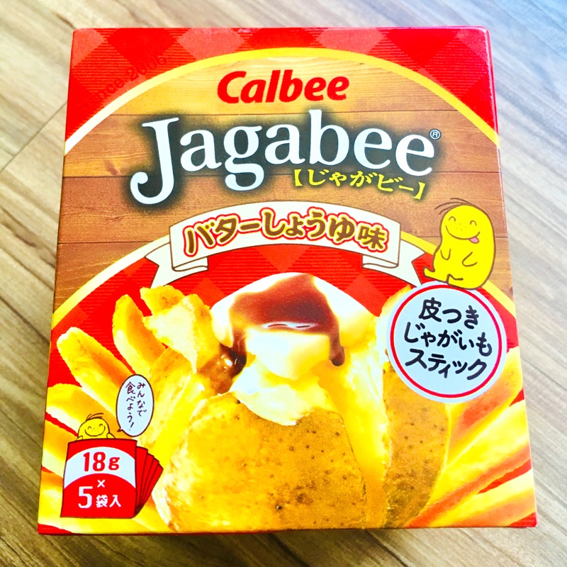 @@ㄚ鈴的百寶箱@@｛現貨｝日本帶回 Calbee Jagabee卡樂比馬鈴薯薯條 奶油口味 盒裝 整顆馬鈴薯切製