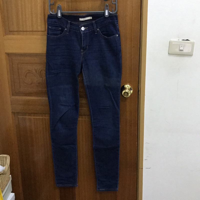 Levi’s 711 skinny