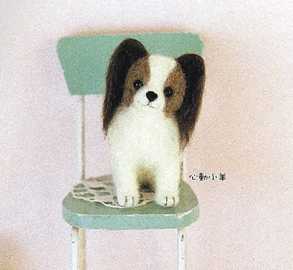 心動小羊 蝴蝶犬美麗諾羊毛羊毛氈材料包 可製作成手機吊飾 小裝飾 純羊毛製品 蝦皮購物