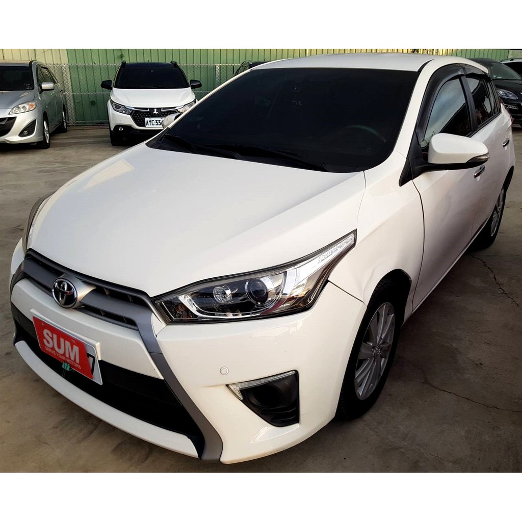 15年出廠領牌toyota Yaris 1 5 白g版最頂級有恆溫i Key 影音4輪新胎 蝦皮購物