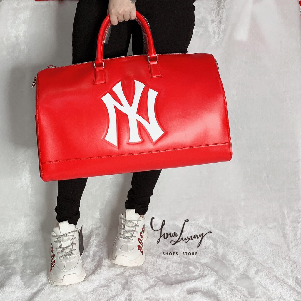 【Luxury】MLB NY洋基 紐約洋基隊 大LOGO 波士頓包 黑 紅 旅行包 運動包 手提包 男女 韓國代購 正品