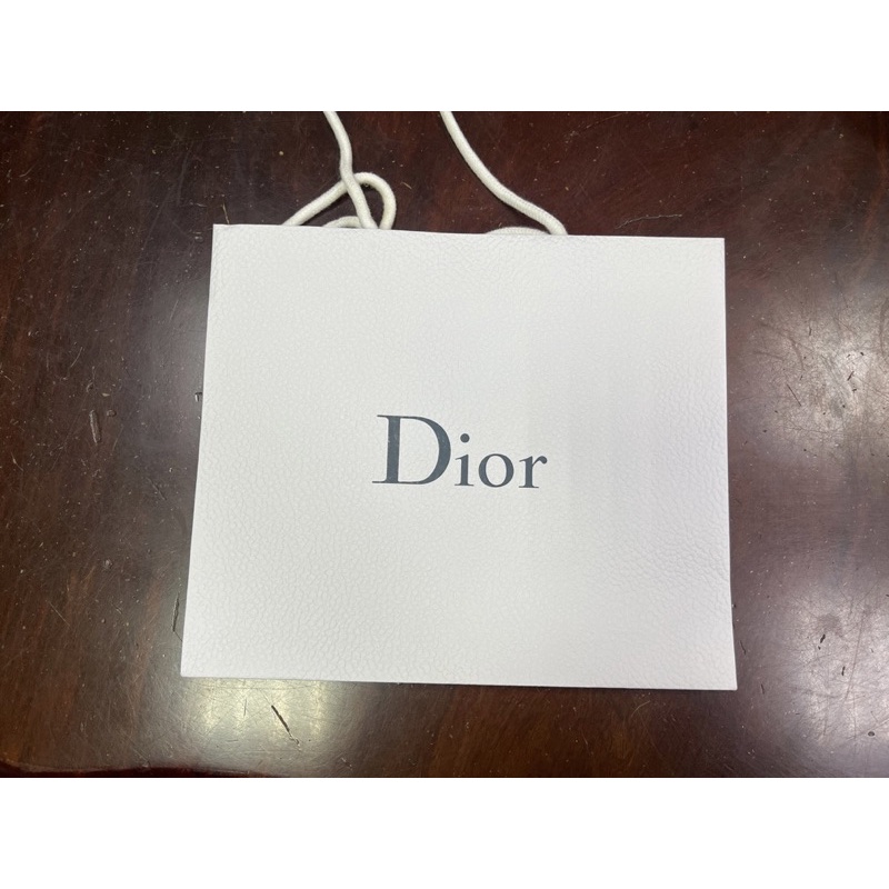 Dior  白色紙袋