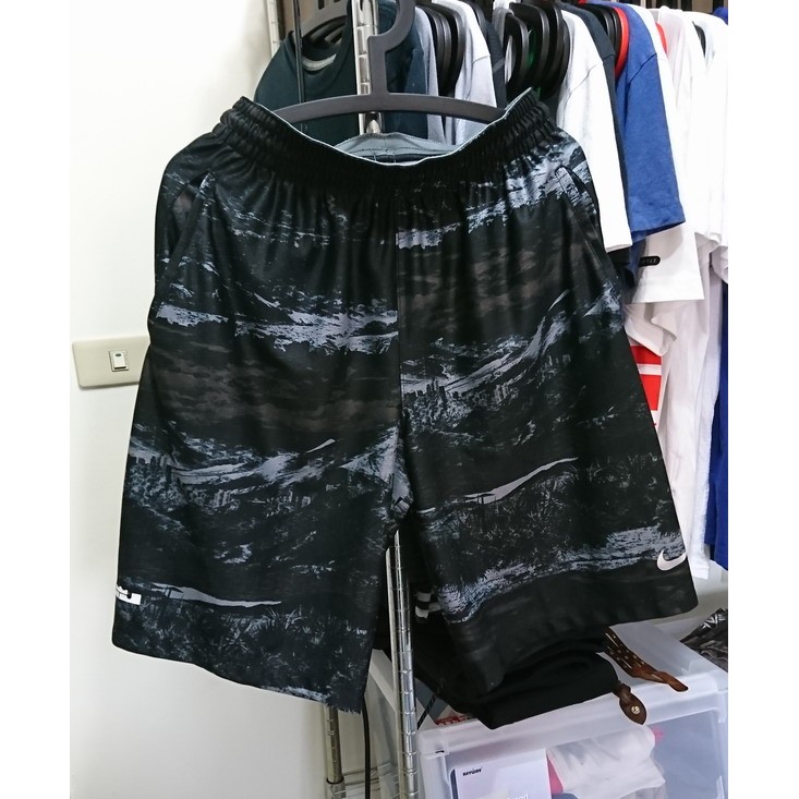 lebron elite shorts