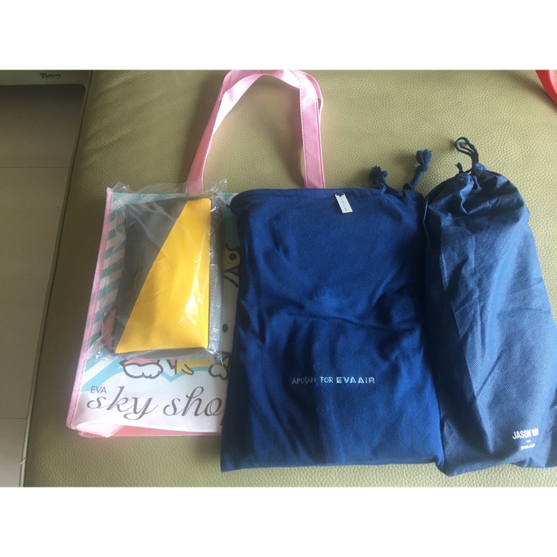 長榮FURLA 精品聯名旅行包&amp;皇璽吳季剛聯名睡衣組～贈含收納袋的室內拖和購物袋