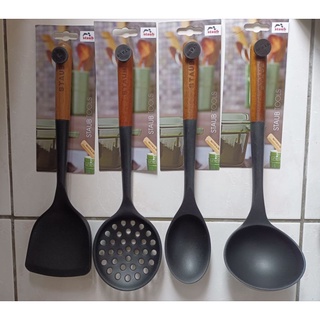 全新專櫃真品 現貨 雙人筷組/Staub 矽膠雙耳隔熱鍋耳套/矽膠防燙耳把/ 鑄鐵鍋矽膠原木飯匙/湯杓/分菜匙/漏杓