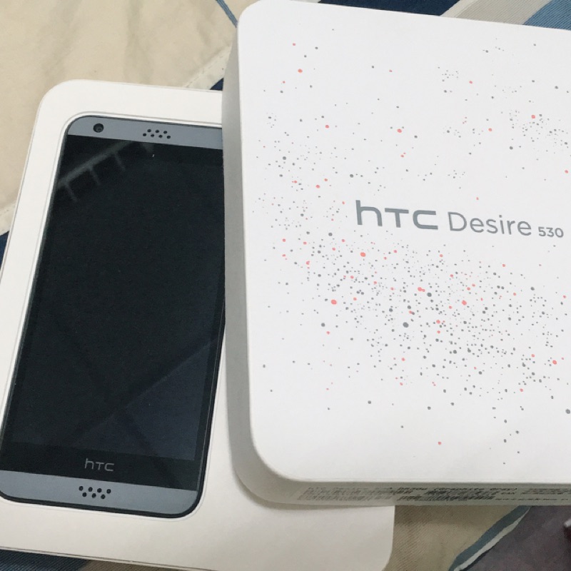 HTC  desire 530 手機