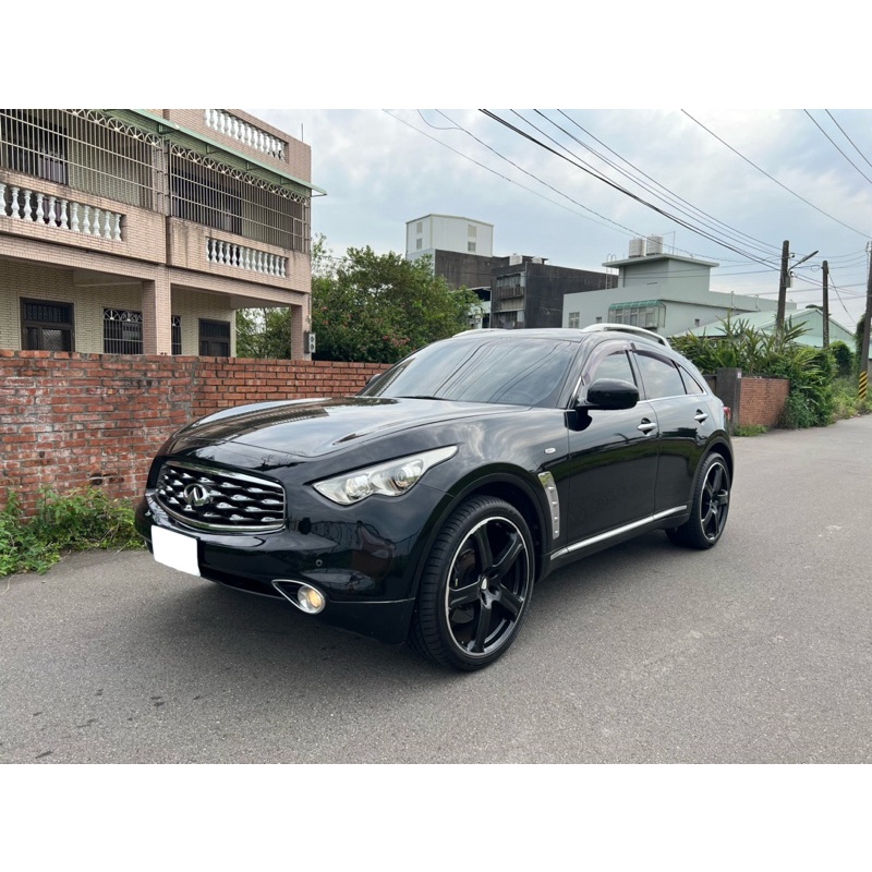 2010年 INFINITI FX35 配備滿滿 全額貸款 過件快速 中古休旅車