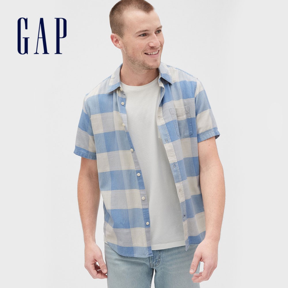 Gap 男裝 舒適格紋短袖襯衫-淺靛藍色格紋(537675)