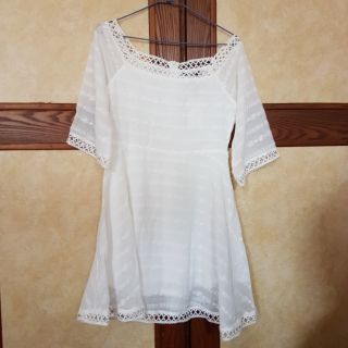 全新Lovfee 蕾絲洋裝