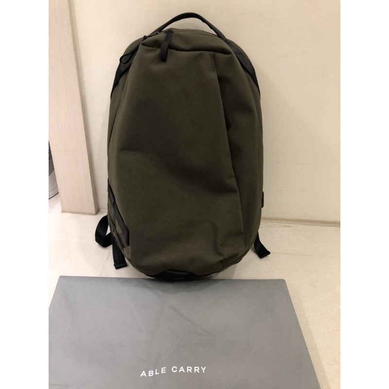 able carry-THE DAILY無重力後背包/橄欖綠/近全新/附防塵袋
