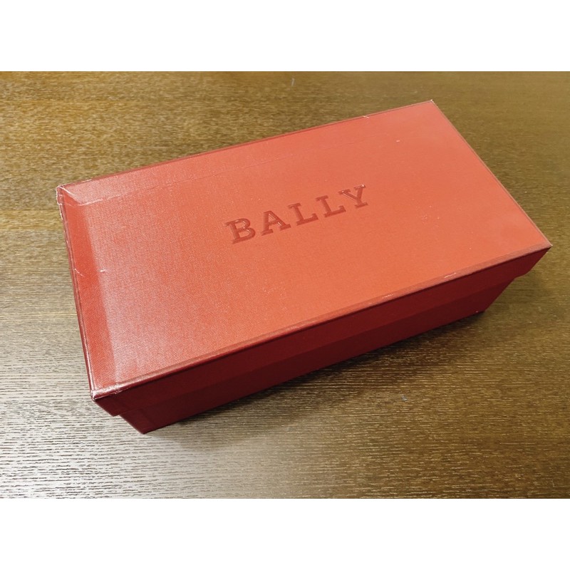 Image of 全新Bally真皮鉚釘黑白踩腳穆勒鞋39.5降價售10000 #8