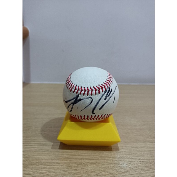 富邦桿將 林哲瑄簽名球 全新中職比賽用球 附球盒(圖31)，801元
