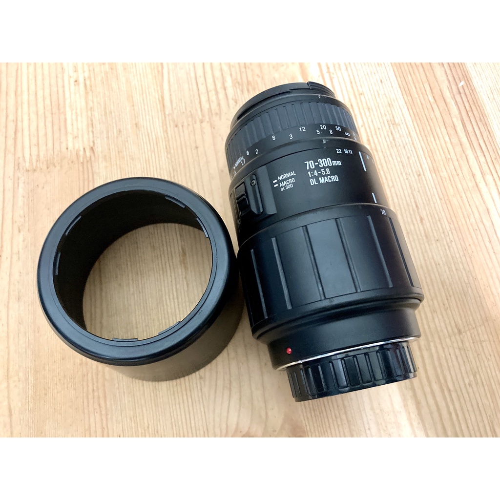 廉售Sigma長焦 70-300mm 4-5.6 DL MACRO For Sony賣場還有機身及其他鏡頭、配件可合購