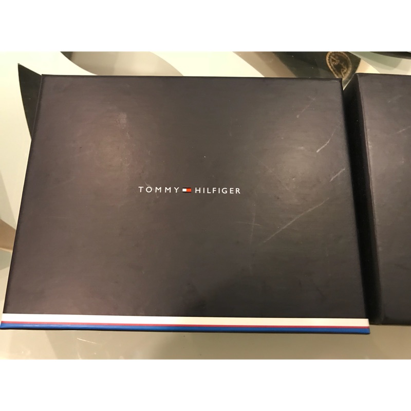 Tommy Hilfiger Erin CC Wallet 皮包