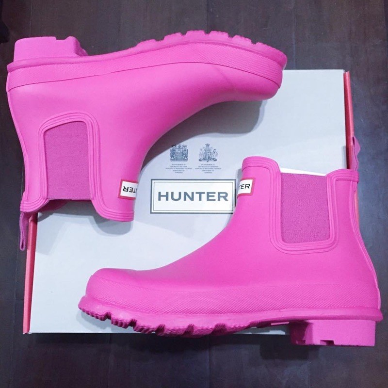 Hunter桃紅雨靴
